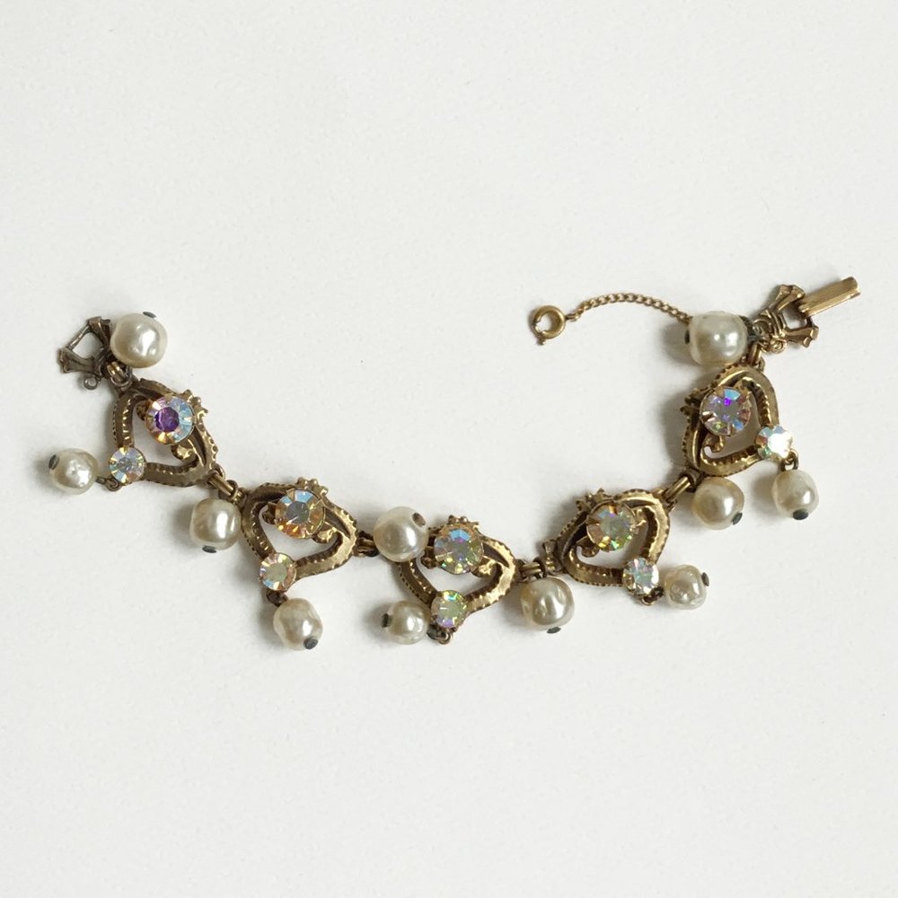 Vintage Faux Baroque Pearl Dangle & Prong Set AB Rhinestone Link Bracelet
